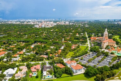 Fabulous Coral Gables address around corner from B