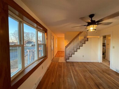 11 Wilson St, Manchester, NH 03103 - photo 2