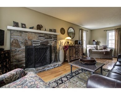 391 Chestnut St, Franklin, MA 02038 - photo 4