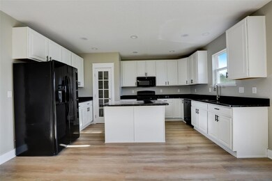 122 Los Arbor Dr, Deland, FL 32724 - photo 3