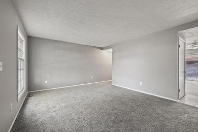 4_living room 01