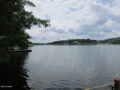 112 Fairway Dr, Hawley, PA 18428 - photo 3