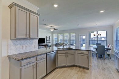 19223 Red Cascade Ct, Tomball, TX 77377 - photo 7