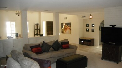 Family room 2