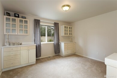 1119 E Front St, Lynden, WA 98264 - photo 5