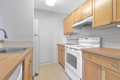 512 Meadows Cir, Boynton Beach, FL 33436 - photo 3