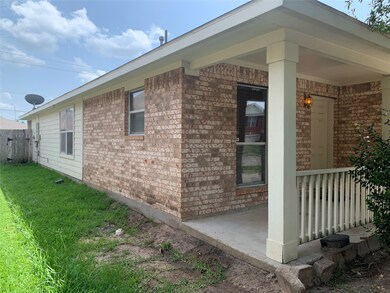 9018 Mercury Cove Ct, Houston, TX 77075 - photo 3