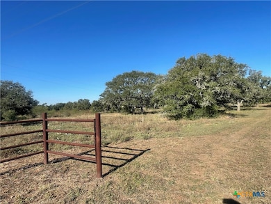 3096 Fm 3157, Cuero, TX 77954 - photo 3