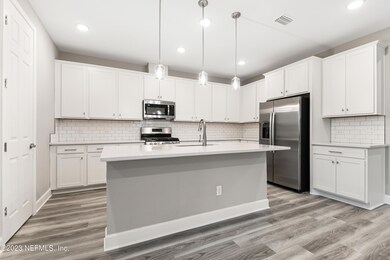283 Field Flower Way-5