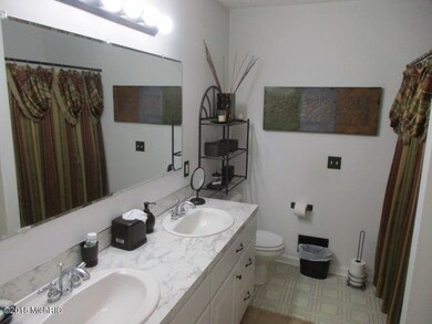 1816 Apollo Ct, Dorr, MI 49323 - photo 4