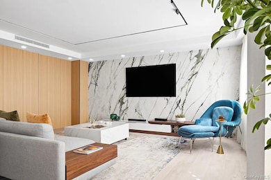 40-22 61st St unit 3N, Flushing, NY 11377 - photo 2