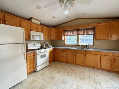 17 N Mountain View, Stony Point, NY 10980 - photo 3