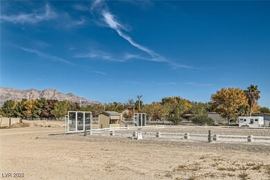 2 Acres Horse & Torrey Pines, Las Vegas, NV 89131 - photo 4