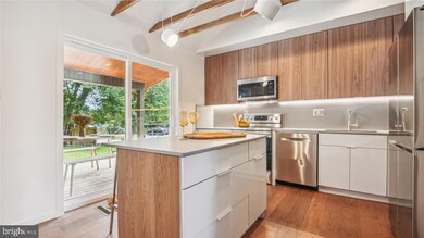 3315 Nevius St, Falls Church, VA 22041 - photo 4