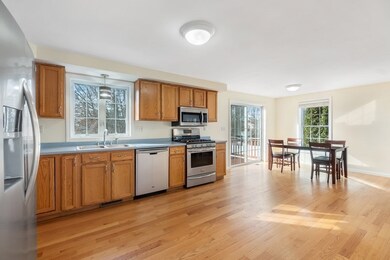 54 Corinthian Dr, Lowell, MA 01854 - photo 6