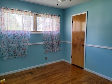 804 E 12th St N, Newton, IA 50208 - photo 5