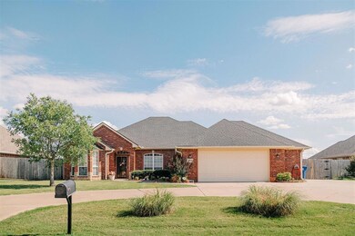 2508 Meadowview Dr, Duncan, OK 73533 - photo 4