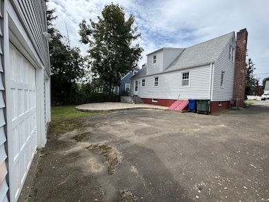 113 Clark St, Bridgeport, CT 06606 - photo 6