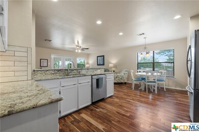 404 Jennifer Cir, Copperas Cove, TX 76522 - photo 6