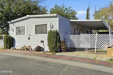 5711 Columbia Way unit 57, Lancaster, CA 93536 - photo 3