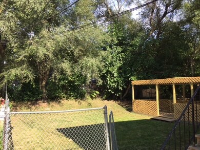 Nicely shaded in the afternoon!