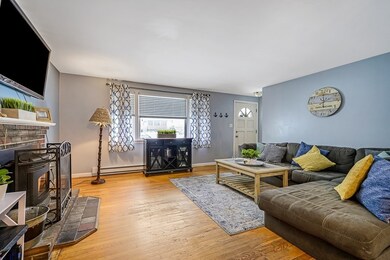 96 Acushnet Ave, Worcester, MA 01606 - photo 3