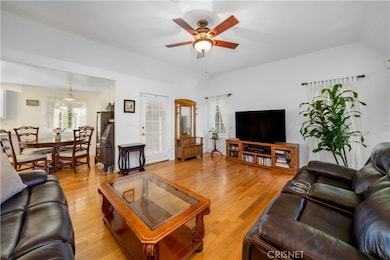 4924 Alatar Dr, Woodland Hills, CA 91364 - photo 6