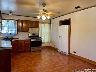 240 Sligo St, San Antonio, TX 78223 - photo 5
