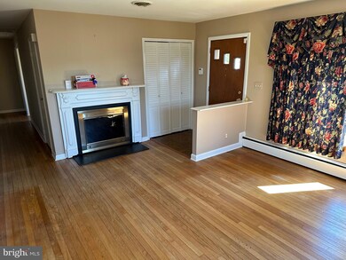 110 Jefferson Ave, Cockeysville, MD 21030 - photo 3