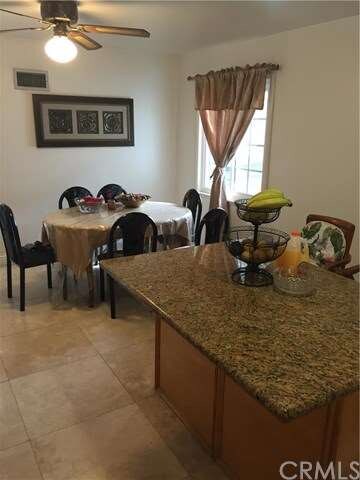 Light and Bright Dining Area