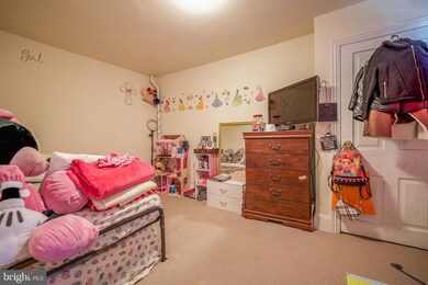 529 E Lafayette St, Norristown, PA 19401 - photo 7