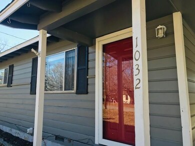 1032 W Florence St, Denison, TX 75020 - photo 2