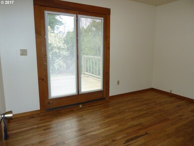 Bedroom, Primary