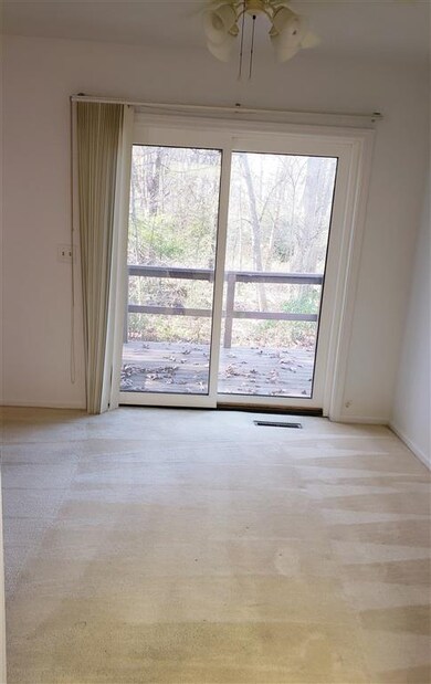 52099 Wembley Dr, South Bend, IN 46637 - photo 5