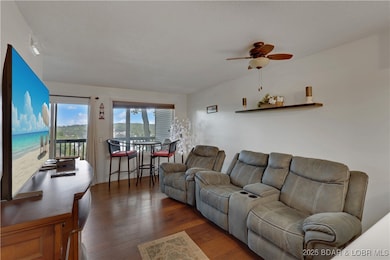 1436 Cherokee Rd unit 1B, Village of Four Seasons, MO 65049 - photo 5