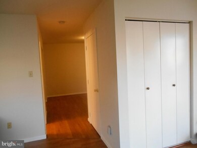 8013 Capistrano Place unit B, Alexandria, VA 22309 - photo 6