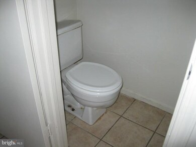 14311 Dover Ct, Laurel, MD 20707 - photo 5