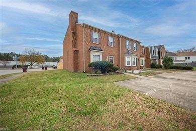 725 Mill Landing Rd, Chesapeake, VA 23322 - photo 2