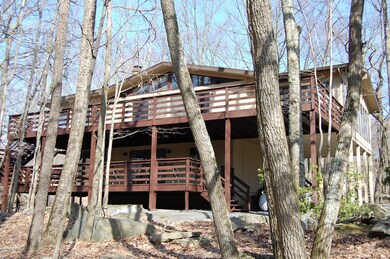 109 Fairway Dr, Lords Valley, PA 18428 - photo 2