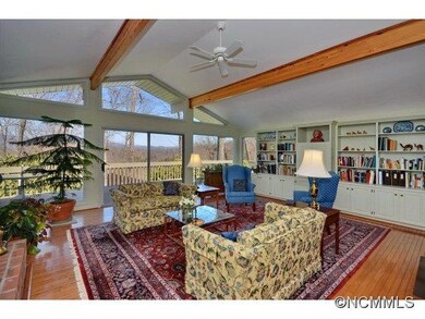 Exposed Beams in Formal LR