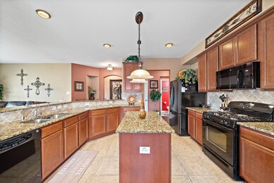 28418 Lockeridge Creek Dr, Spring, TX 77386 - photo 4