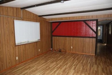 127 Harris Road 015