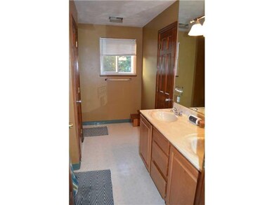 Master Bath/Spa.