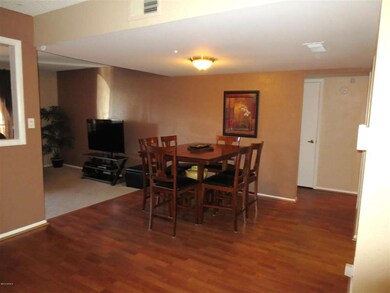 05 Dining Room