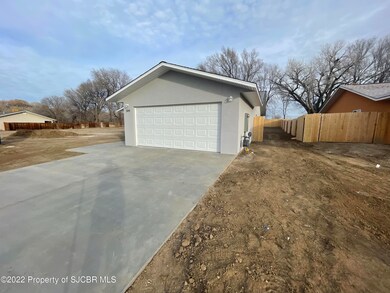 509 Ginger St, Bloomfield, NM 87413 - photo 2