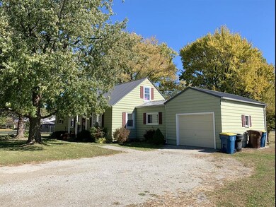 1031 Clark Ave, Bluffton, IN 46714 - photo 3