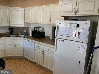 2016 Hale Ct, Reading, PA 19610 - photo 3