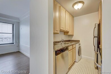 15 E Kirby St unit 601, Detroit, MI 48202 - photo 7