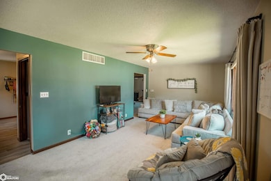 1426 E Lucas St, Algona, IA 50511 - photo 3