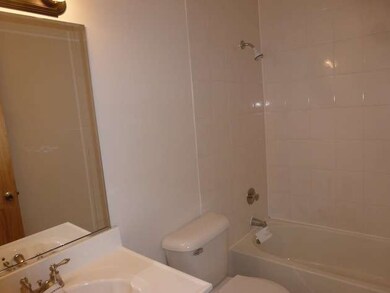 1570 Avati Ln unit A, Aurora, IL 60505 - photo 5